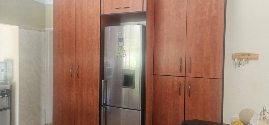 4 Bedroom Property for Sale in Elandsrand North West